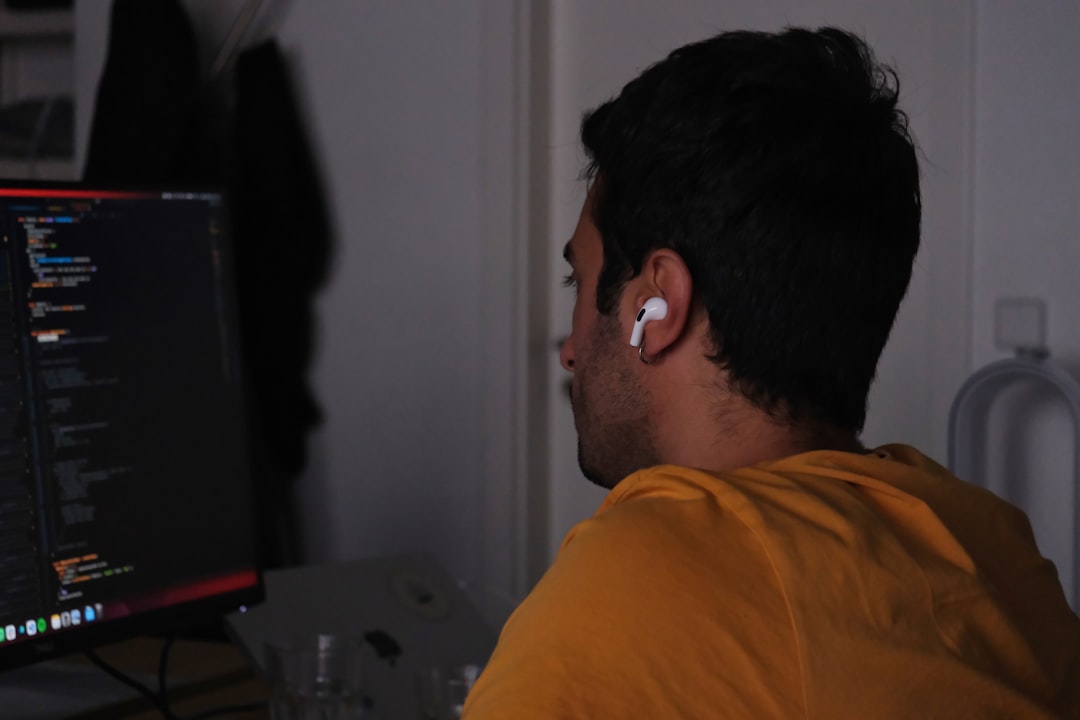 Home 5 Tecnico IT al lavoro: assistenza sistemistica gestita GRTgroup